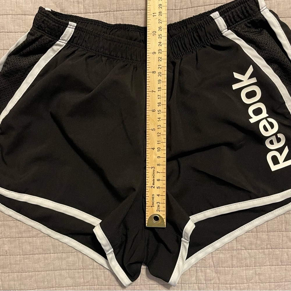 Reebok Women's Active Running Shorts Black, built-In briefs Size Medium - Picture 4 of 10